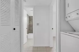 1552 SE Royal Green Cir, Port Saint Lucie, FL 34952 - Photo 23