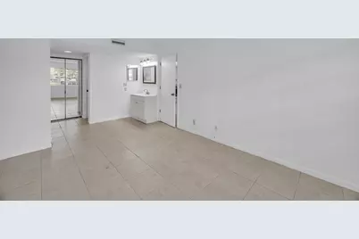 1552 SE Royal Green Circle #O-103, Port Saint Lucie, FL 34952 - Photo 11