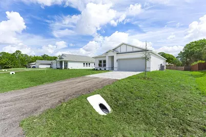 8636 100th Avenue, Vero Beach, FL 32967 - Photo 13