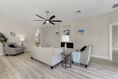 8636 100th Avenue, Vero Beach, FL 32967 - Photo 15