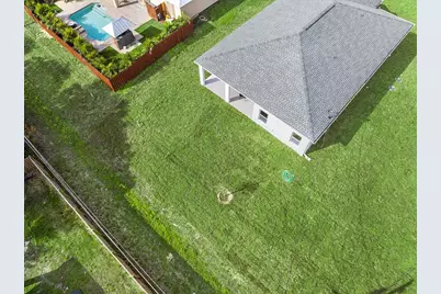 8636 100th Avenue, Vero Beach, FL 32967 - Photo 3