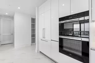 220 Lake Shore Dr, Lake Park, FL 33403 - Photo 9