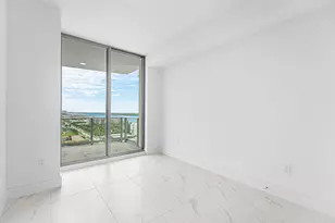 220 Lake Shore Dr, Lake Park, FL 33403 - Photo 11