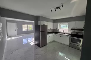 1021 SW 32nd Ct, Fort Lauderdale, FL 33315 - Photo 3