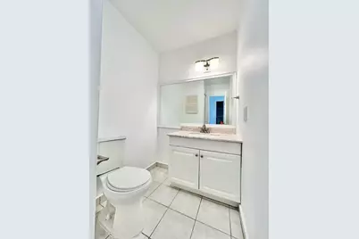1004 Pine Drive #204, Pompano Beach, FL 33060 - Photo 11
