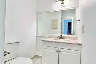 1004 Pine Dr, Pompano Beach, FL 33060 - Photo 11