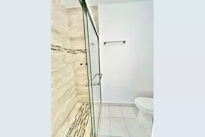 1004 Pine Drive #204, Pompano Beach, FL 33060 - Photo 15