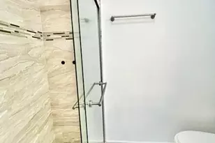 1004 Pine Dr, Pompano Beach, FL 33060 - Photo 15