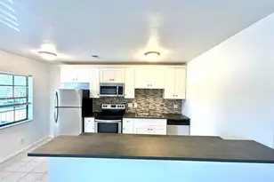 1004 Pine Dr, Pompano Beach, FL 33060 - Photo 5