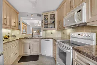 9260 SW 14th Street #2207, Boca Raton, FL 33428 - Photo 5