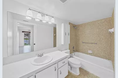 2049 Hythe C, Boca Raton, FL 33434 - Photo 29