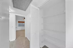 2049 Hythe C, Boca Raton, FL 33434 - Photo 15