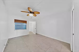 2049 Hythe C, Boca Raton, FL 33434 - Photo 17