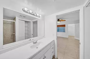2049 Hythe C, Boca Raton, FL 33434 - Photo 23