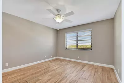 4640 W Lucerne Lakes Blvd #502, Lake Worth, FL 33467 - Photo 9