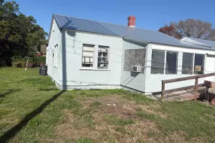 701 S 13th St, Fort Pierce, FL 34950 - Photo 3