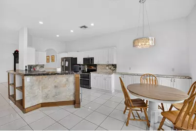 7823 Rockford Road, Boynton Beach, FL 33472 - Photo 13