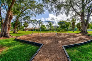 400 Northlake Dr, North Palm Beach, FL 33408 - Photo 39