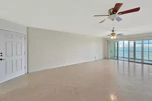 501 Lake Shore Dr N, Lake Park, FL 33403 - Photo 11