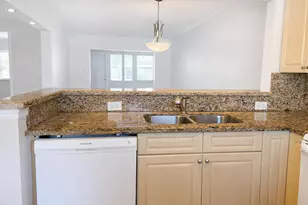 608 SW Natura Blvd SW, Deerfield Beach, FL 33441 - Photo 3