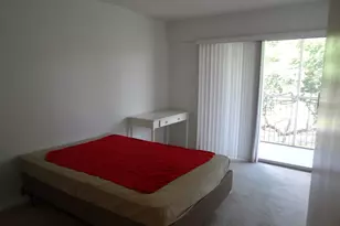 151 SW 135th Terrace, Pembroke Pines, FL 33027 - Photo 9