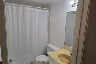 151 SW 135th Terrace, Pembroke Pines, FL 33027 - Photo 13