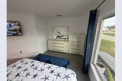 8097 Cedar Hollow Lane, Boca Raton, FL 33433 - Photo 13