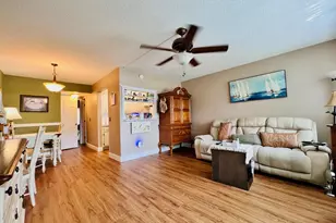 364 Camden P, West Palm Beach, FL 33417 - Photo 5