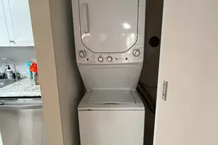 616 Executive Center Dr, West Palm Beach, FL 33401 - Photo 11