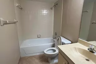 616 Executive Center Dr, West Palm Beach, FL 33401 - Photo 7