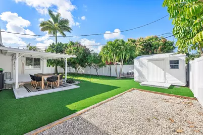 101 SE 13th Street, Deerfield Beach, FL 33441 - Photo 15