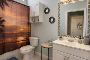 4373 Woodstock Dr, West Palm Beach, FL 33409 - Photo 11
