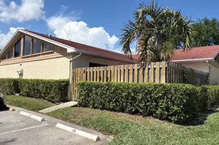 4373 Woodstock Dr, West Palm Beach, FL 33409 - Photo 1