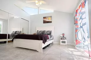 4373 Woodstock Dr, West Palm Beach, FL 33409 - Photo 9