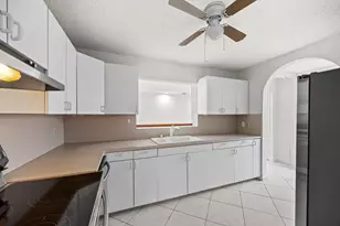 1828 N Palmway, Lake Worth Beach, FL 33460 - Photo 15