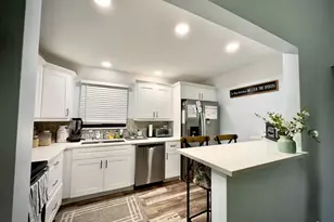 50 SE 12th St, Boca Raton, FL 33432 - Photo 9