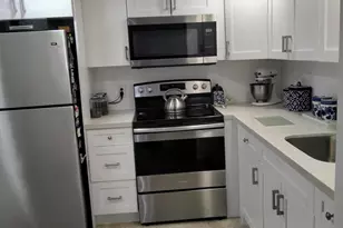 399 Brittany, Delray Beach, FL 33446 - Photo 3