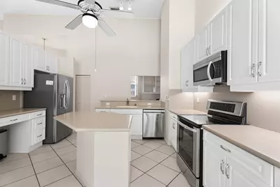 6938 Briarlake Circle, West Palm Beach, FL 33418 - Photo 11