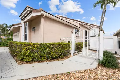 6938 Briarlake Circle, West Palm Beach, FL 33418 - Photo 3