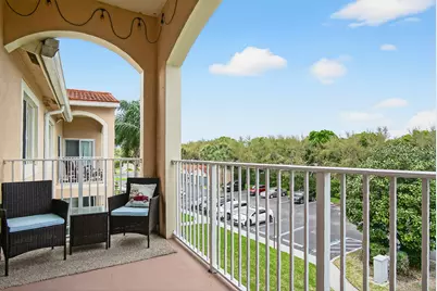 1640 N 42nd Circle #Unit 305, Vero Beach, FL 32967 - Photo 21