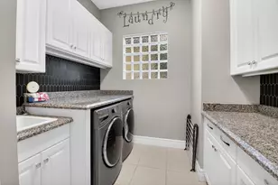 16921 Pavilion Way, Delray Beach, FL 33446 - Photo 37