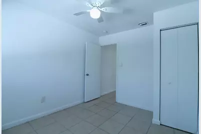 1960 SW 41st Avenue #3, Fort Lauderdale, FL 33317 - Photo 5