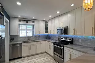 4321 NW 15th Ave, Oakland Park, FL 33309 - Photo 13