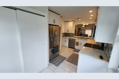 1101 SW 111th Terrace, Davie, FL 33324 - Photo 9