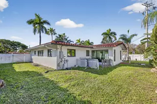 2601 NE 8th Ct, Pompano Beach, FL 33062 - Photo 21