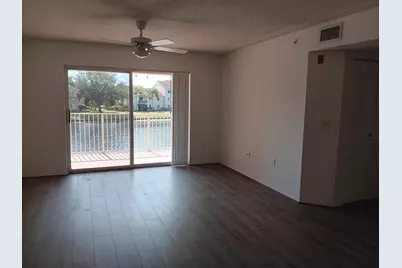 1640 N 42nd Circle #204, Vero Beach, FL 32967 - Photo 3