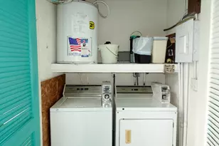 213 SE 3rd Ave, Boynton Beach, FL 33435 - Photo 11