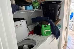 733 N 57th Ave, Hollywood, FL 33021 - Photo 9