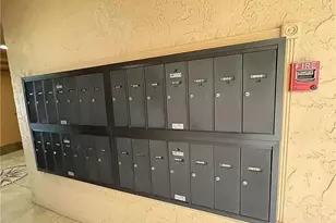 3001 W Rolling Hills Cir, Davie, FL 33328 - Photo 3