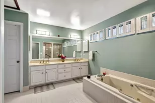 12870 La Rochelle Cir, Palm Beach Gardens, FL 33410 - Photo 43